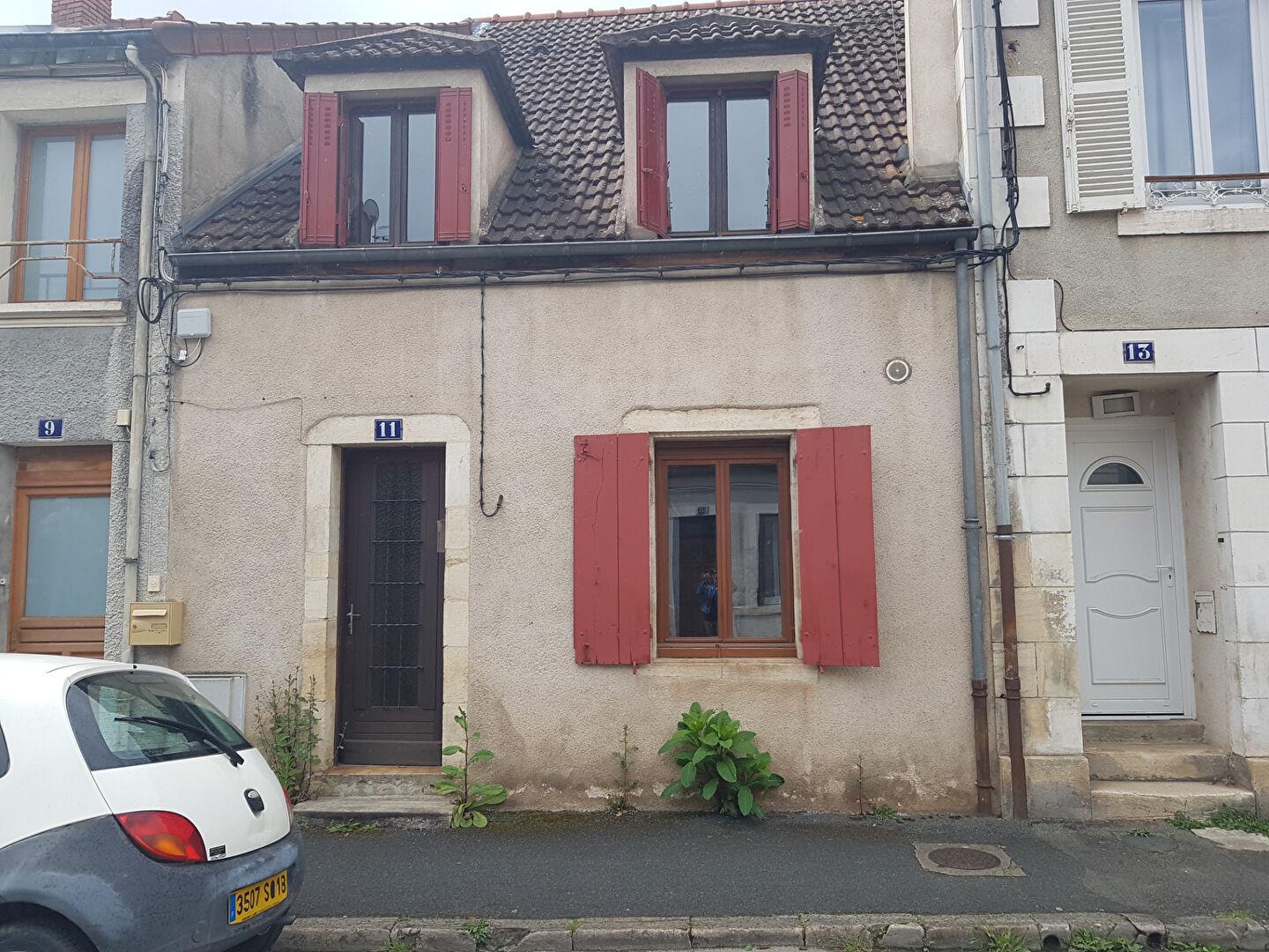 ST AMAND, maison de centre ville