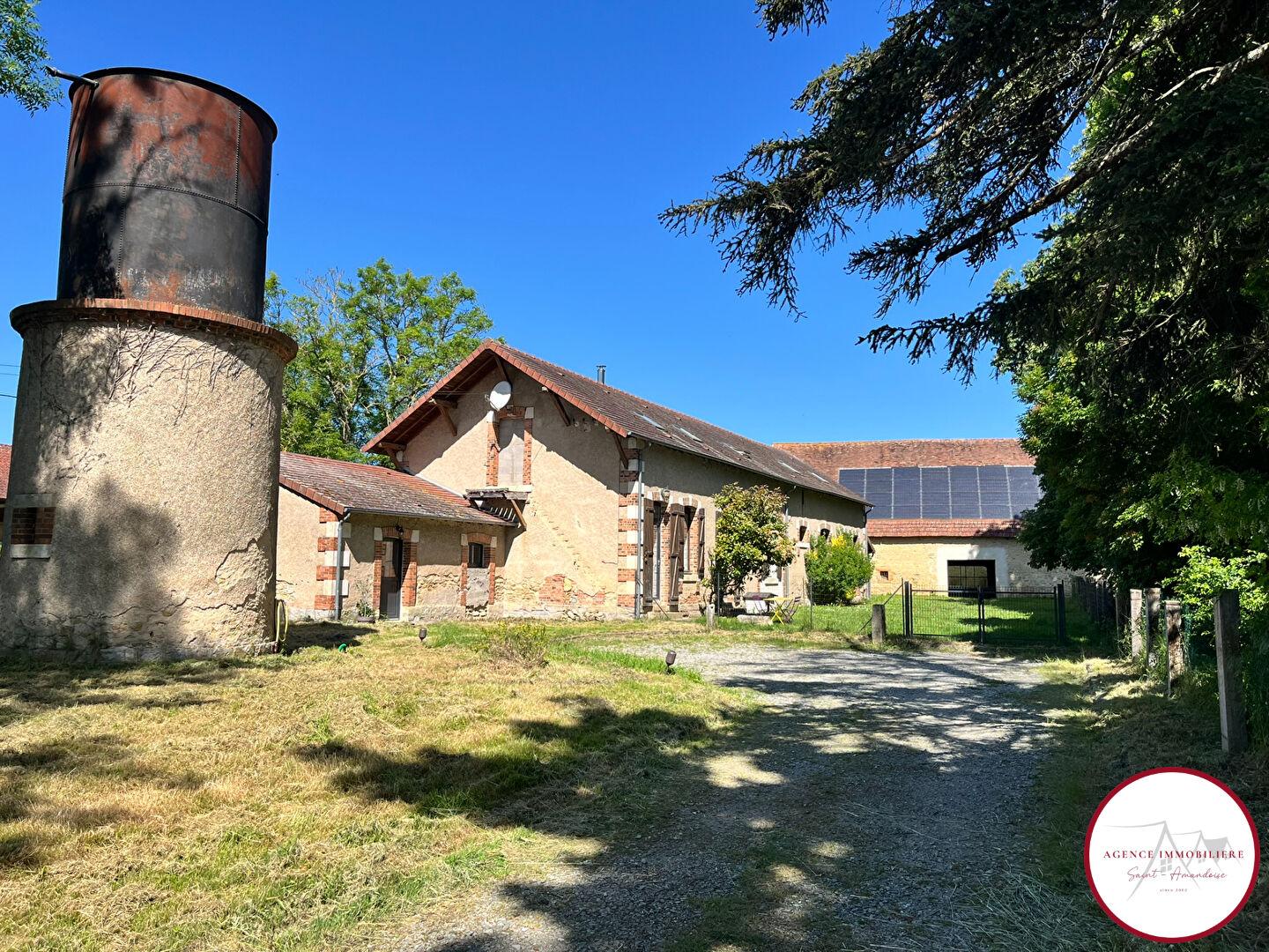 Longère avec granges et dépendances 158m² - ARCOMPS